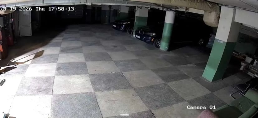 Паркомісце з відеонаглядом та захистом авто