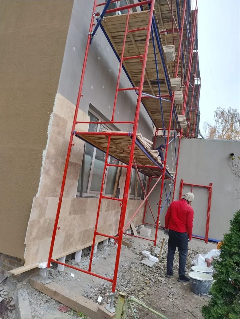 Бетонні роботи під ключ отмостка опалубка забори площадка фундаменти криша сарай прибудова