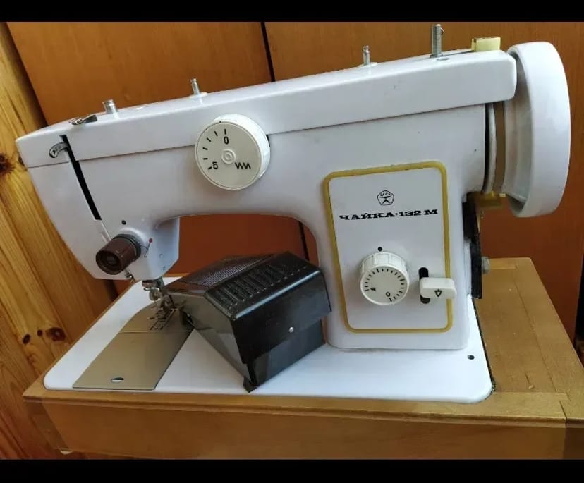 Налаштування швейних Чайка та інших машин та оверлоків