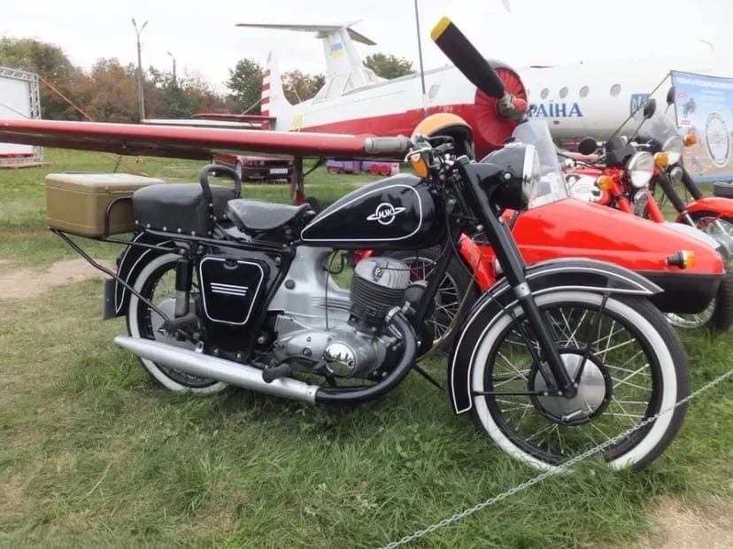 Мотоцикли для фото відео зйомок