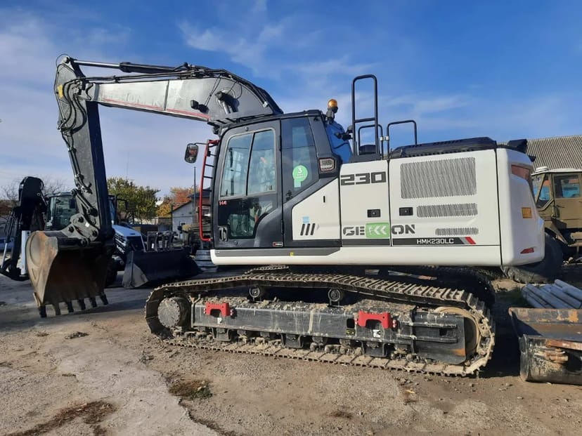 Гусеничний екскаватор HIDROMEK 230 LC