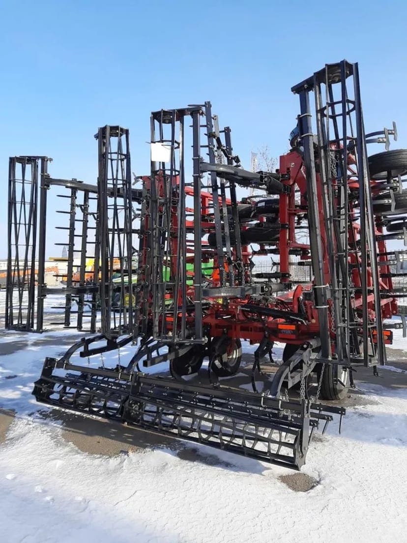 Культиватор CASE IH Tiger Mate 255