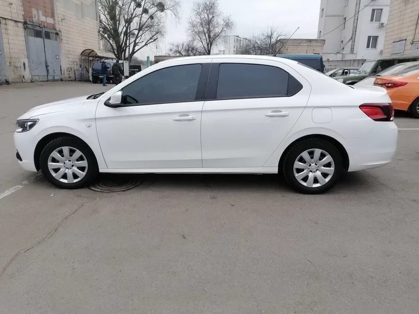 Авомобіль Пежо301