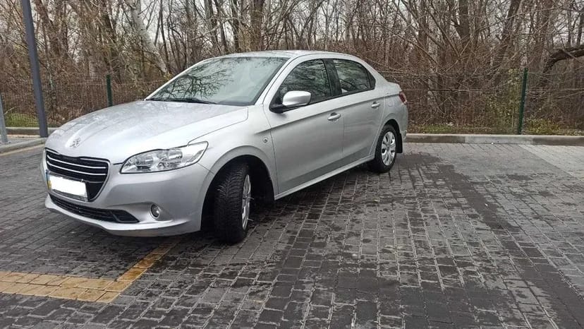 Peugeot 301