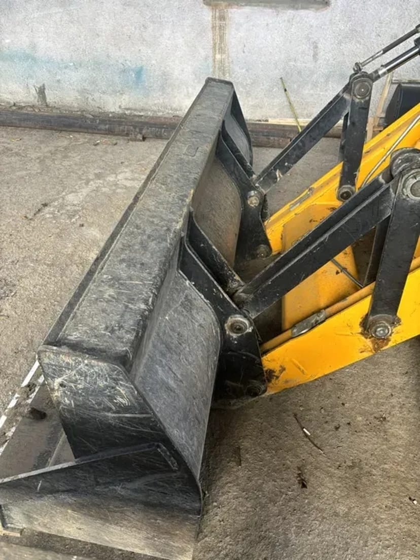 Послуги екскаватора 1300грн