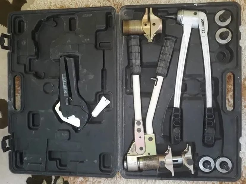 Інструмент для натяжних гільз raftec, rehau