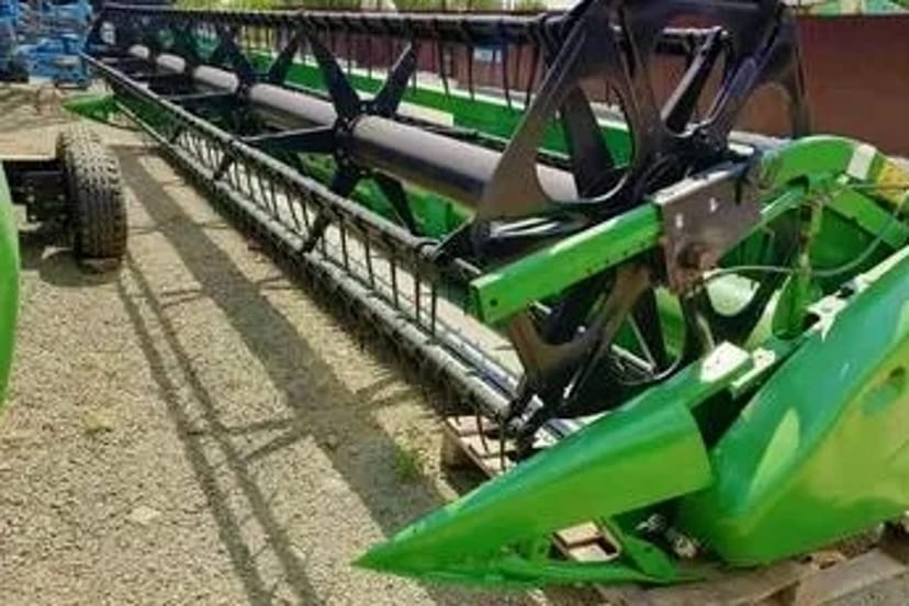 Жниварка John Deere R625: надійна та швидка