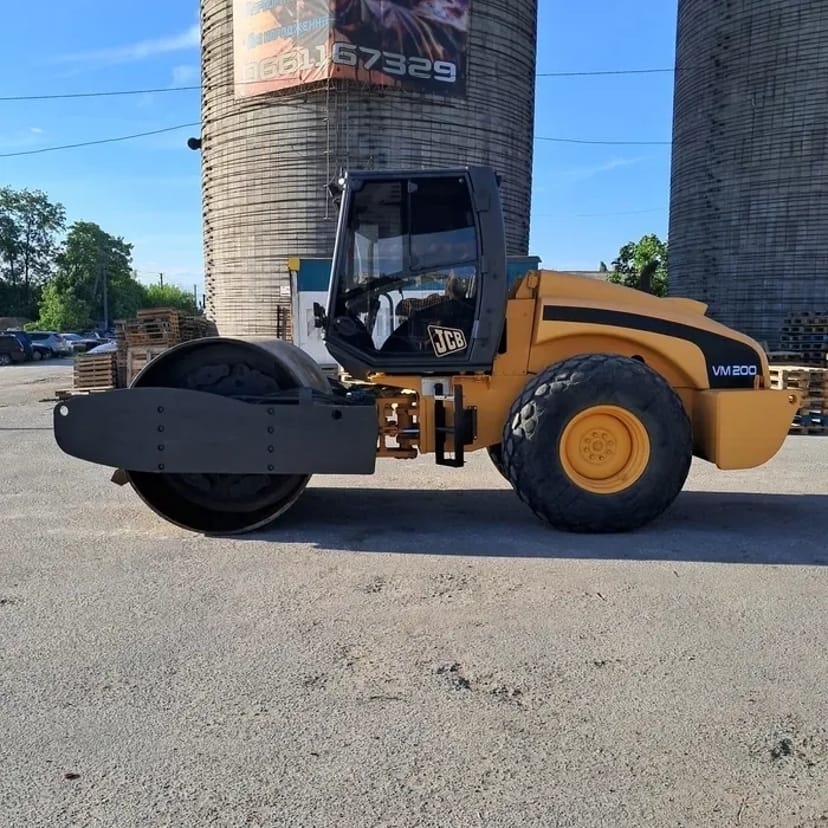 Каток дорожній