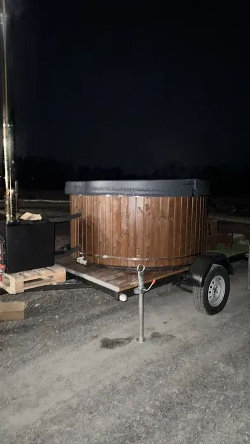 Чан-джакузі погодинно,подобово. З доставкою до місця