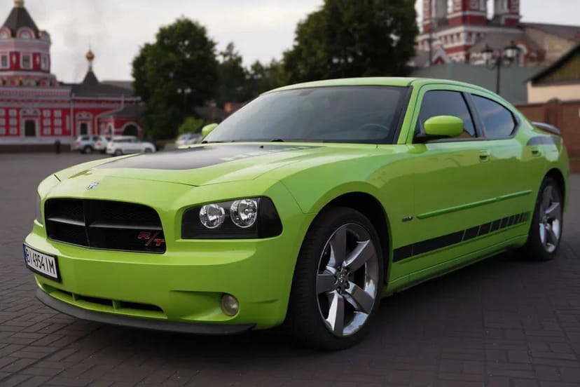 Авто з Водієм для Молодят на Весілля