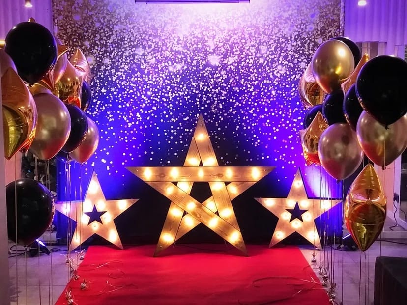 ЗІРКА з лампочками для фотозони