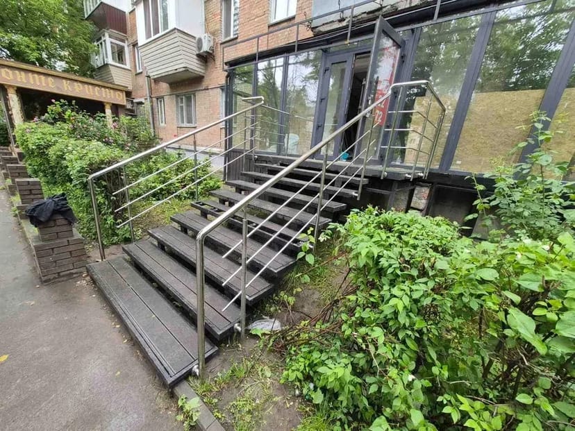 Вхідні групи, Сходи зовнішні, Козирки, Перила, Пандуси