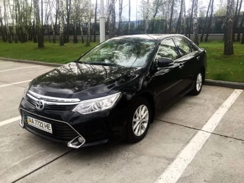 151 Toyota Camry V55 чорна авто на весілля