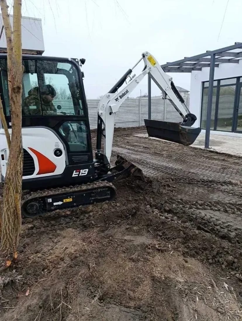 Мініекскаватор - м. Дніпро