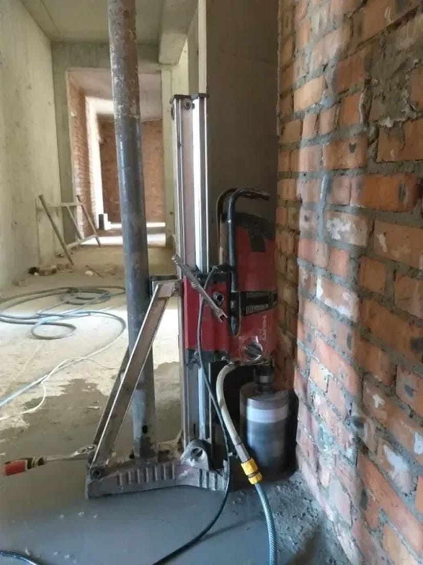 Алмазна різка бетону,буріння отворів, розширення пройому