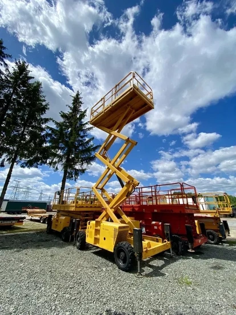 Підіймачі ножичні електро різні висоти