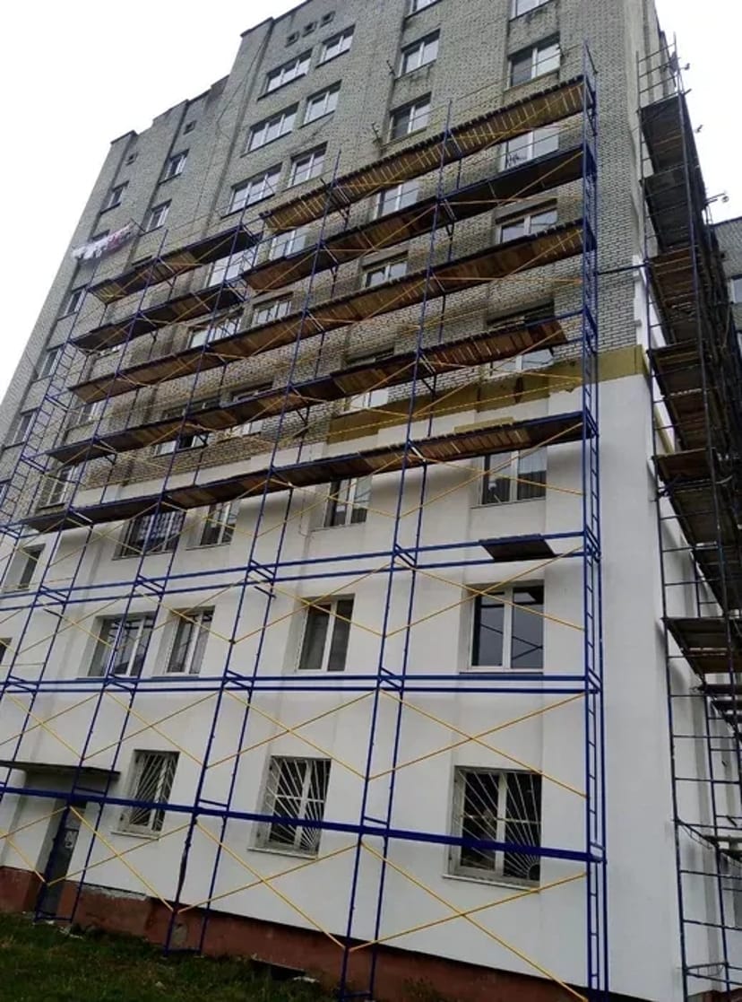 Фасадне риштування висотне, професійне.