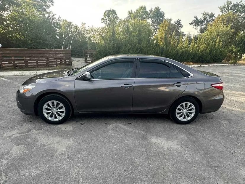 Toyota Camry різних моделей