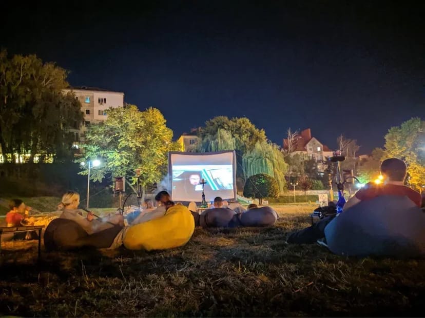 Пуфі для вашого свята