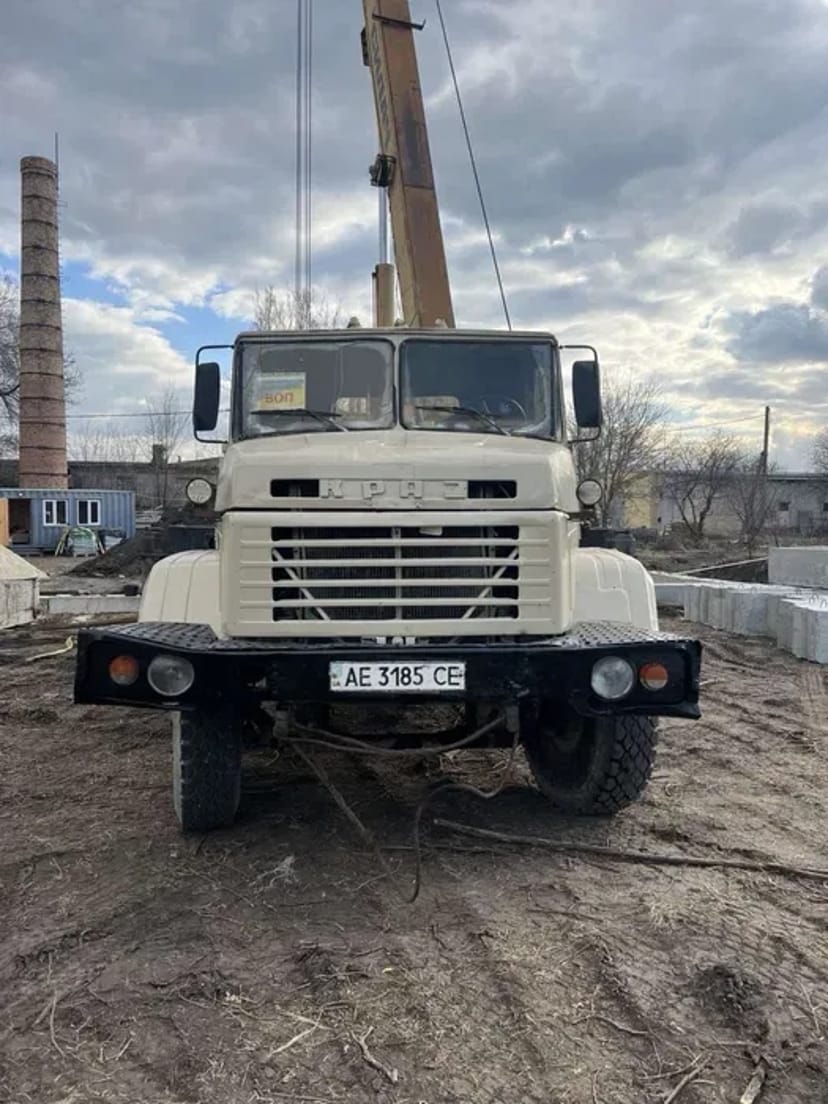 Послуги автокрану КрАЗ