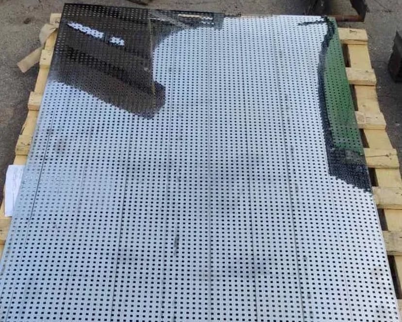 Послуга пробивання металу (на координатно-пробивному пресі TruMatic L 60 )