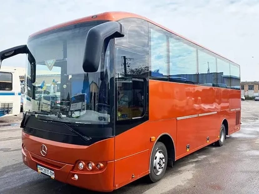 Автобус Mercedes на замовлення. Комфорт