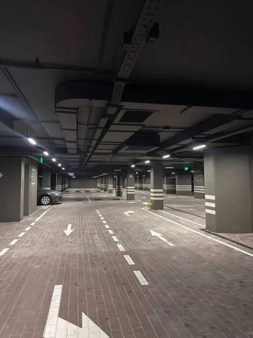 Паркомісце в підземному паркінгу ЖК «КУБ»