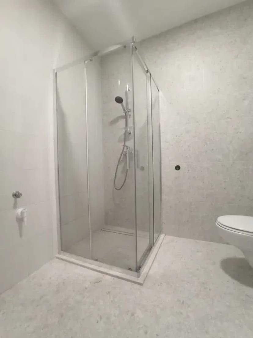 Сантехнік Київ (Нивки), правий берег