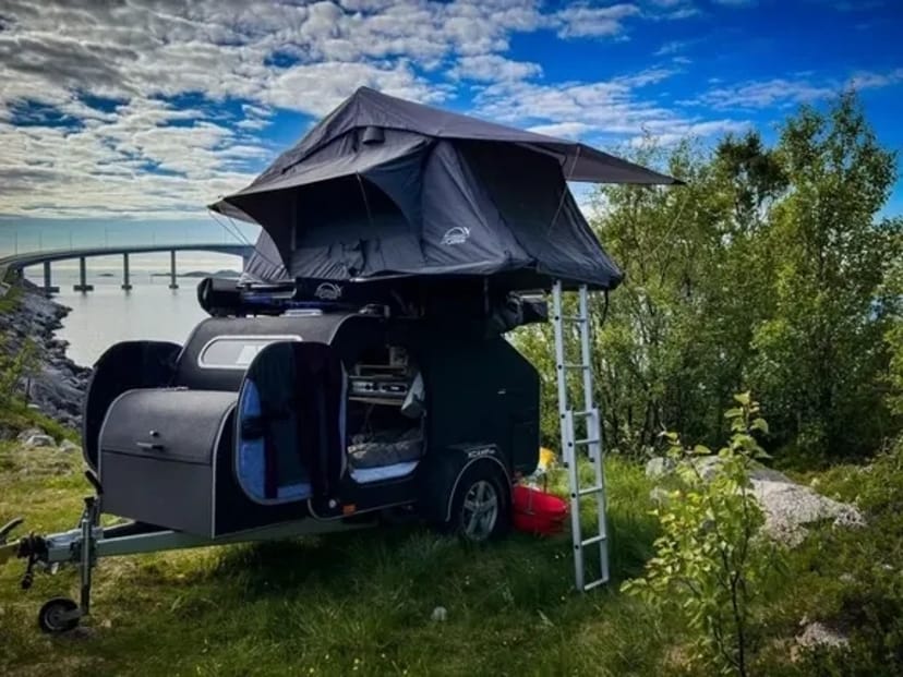 Кемпер XLine premium з наметом