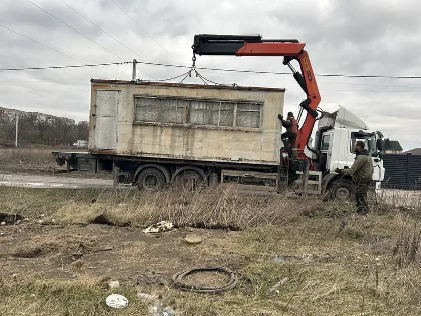 Металобрухт, шлак плазморіза, стружка сталева.