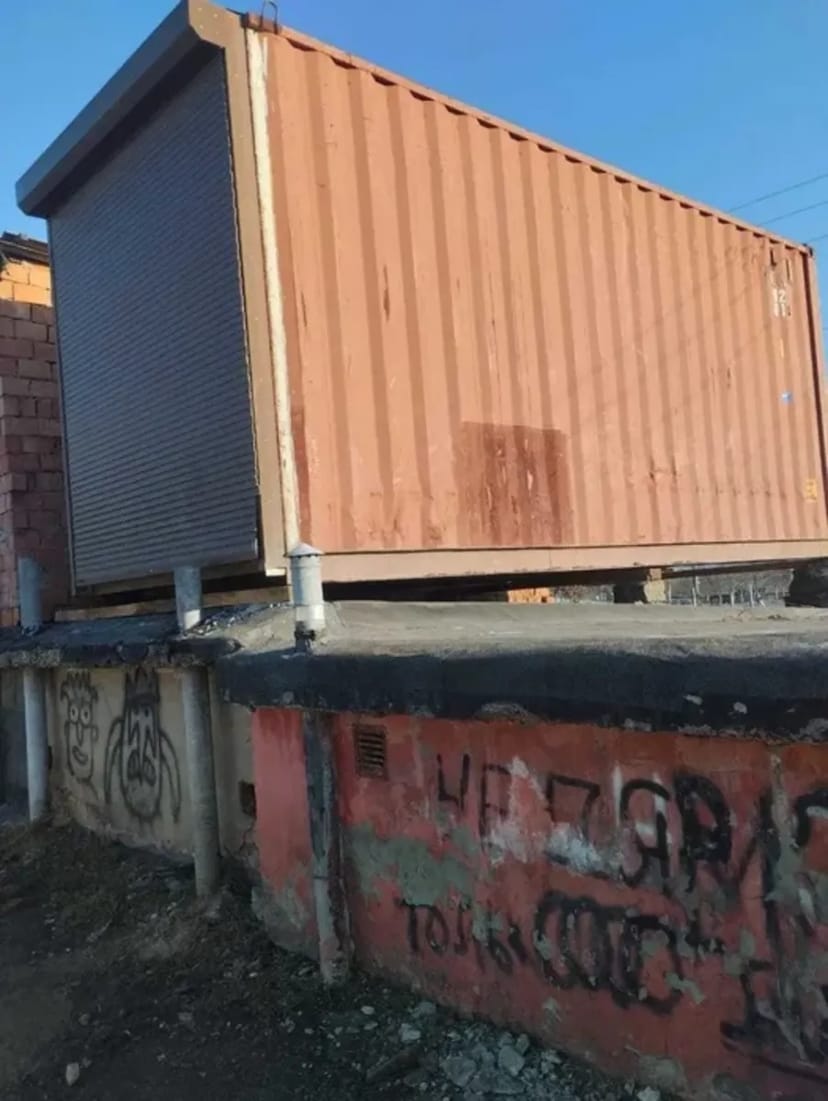 Металевий контейнер (кооператив 2)