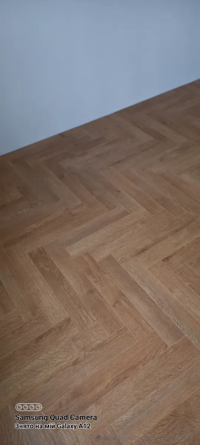 Ламінат кварц вініл встановлення монтаж