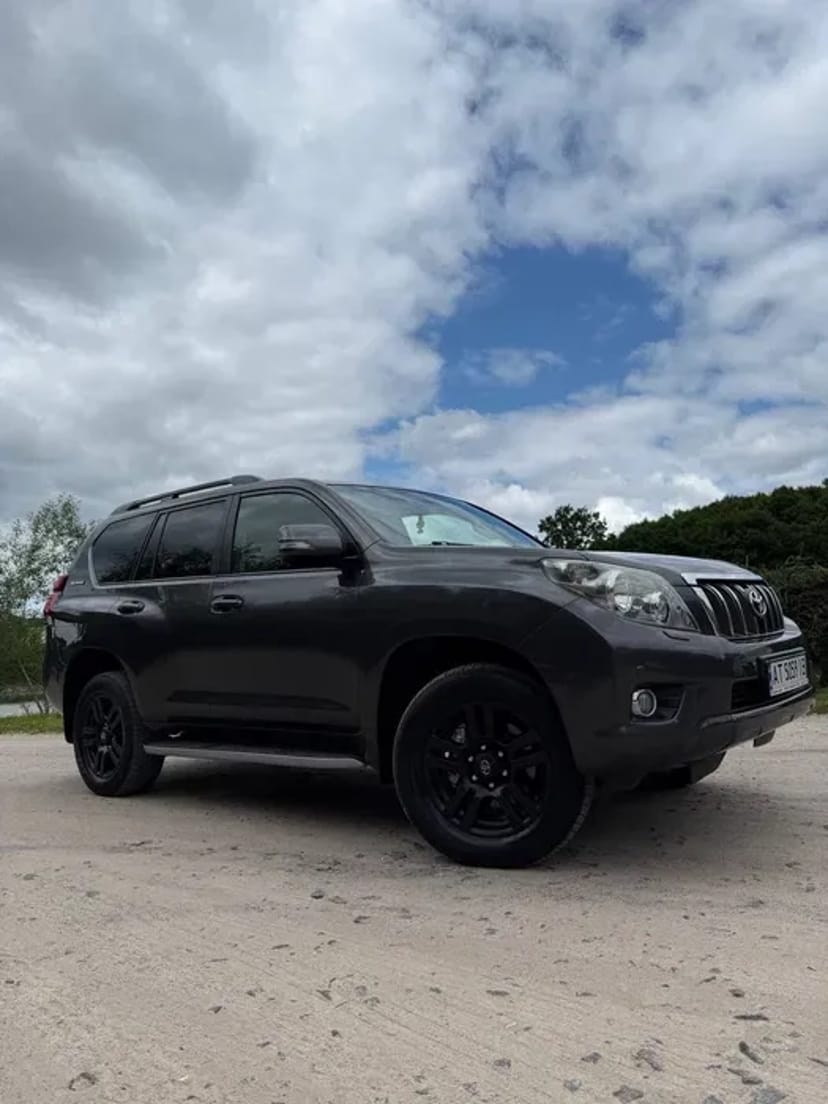 Авто Тойота 150 .4 літри. Газ бензин.