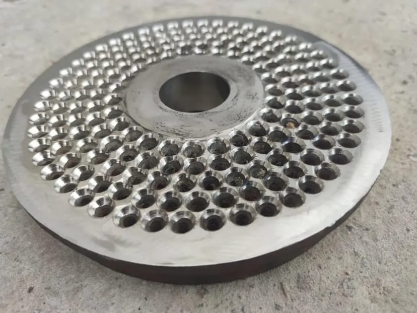 Реставрація матриці гранулятора