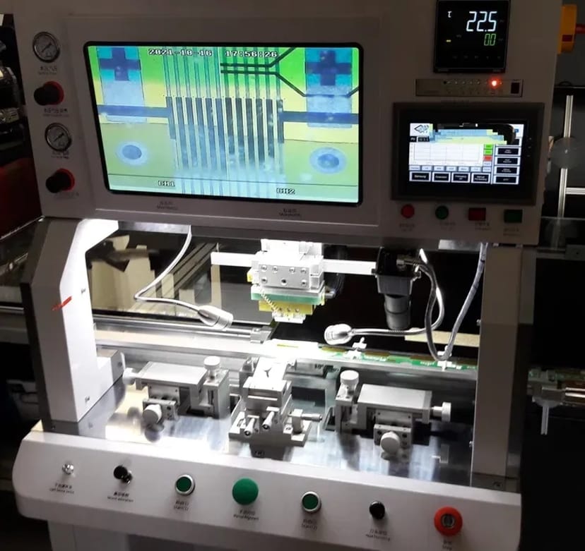 Переклейка шлейфів МАТРИЦІ, ремонт МАТРИЦЬ, викуп БИТИХ МАТРИЦЬ