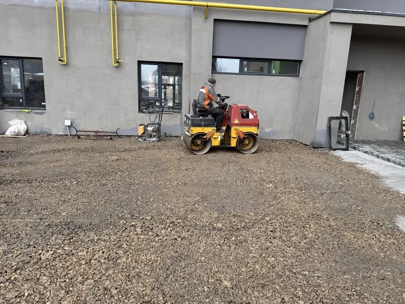 Надаємо послуги катка 1,7т. доставка на обєкт