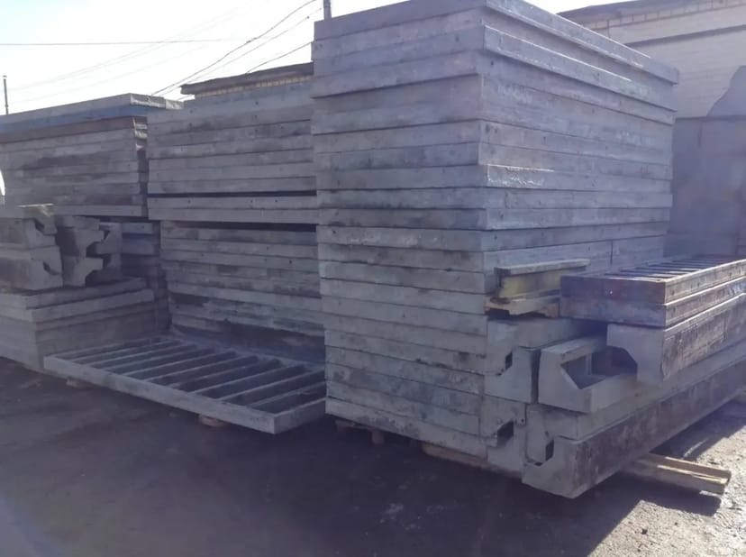 Вертикальна стінова опалубка DOKA