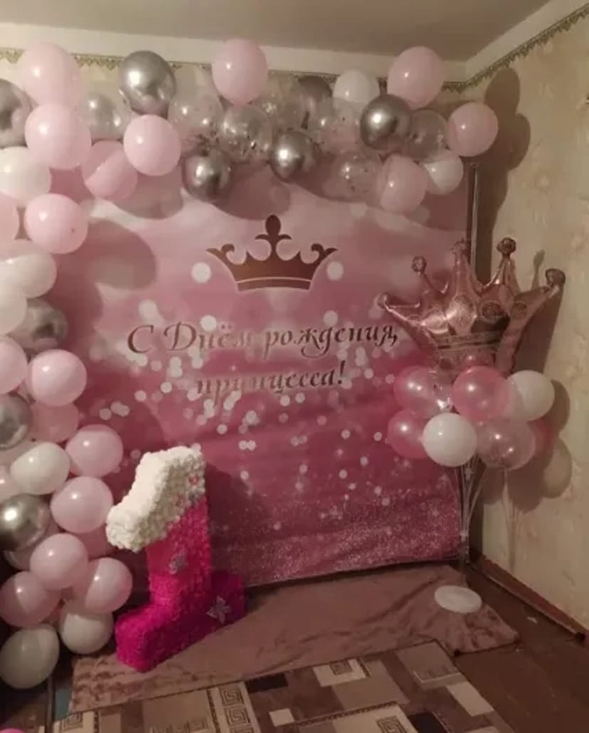 Готова фотозона , Банер , стійки.