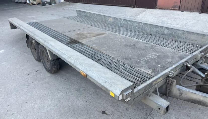 Лафет подобово