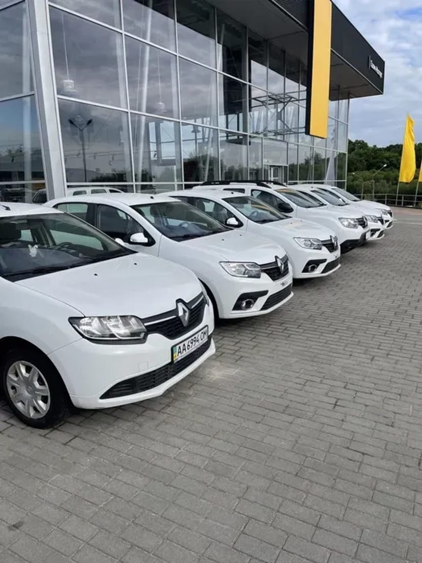 Авто Renault Logan 