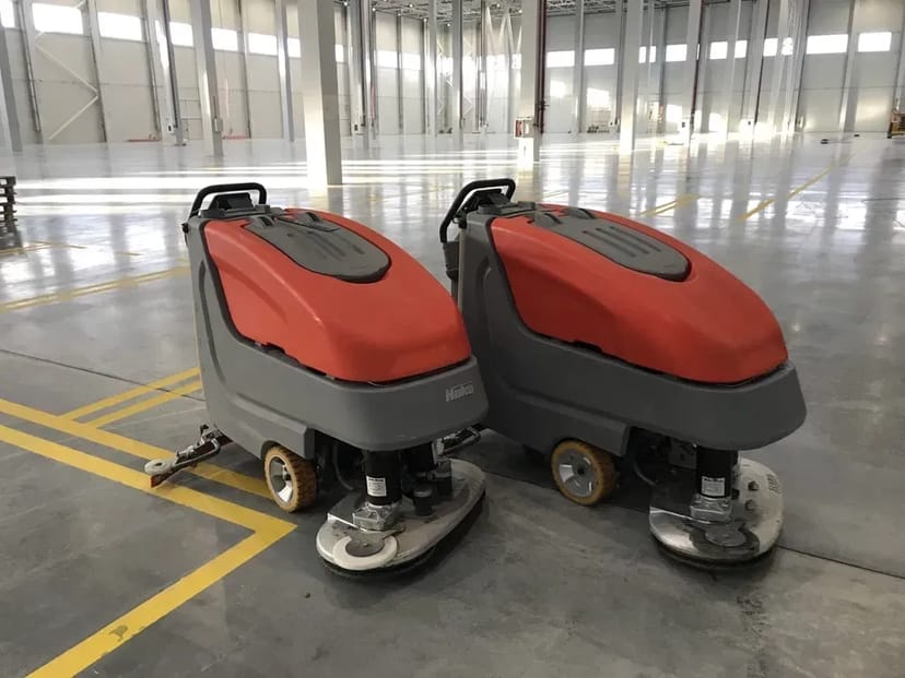 Професійна підлогомийна машина для прибирання