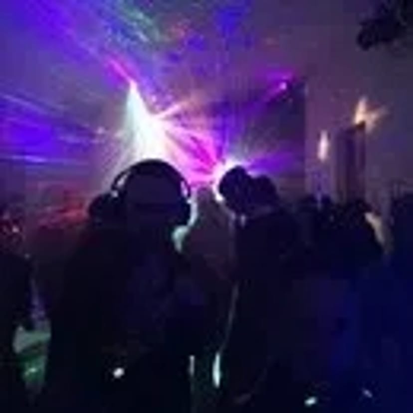 Корпоративи, весілля, ювілеї. Апаратура, звук, світло