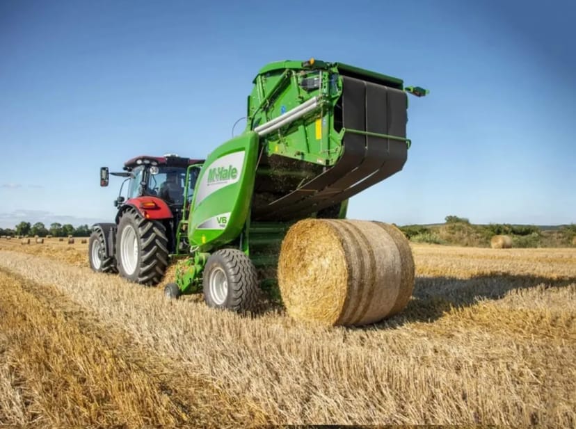 Прес-підбирач McHale V6740 для заготівлі кормів