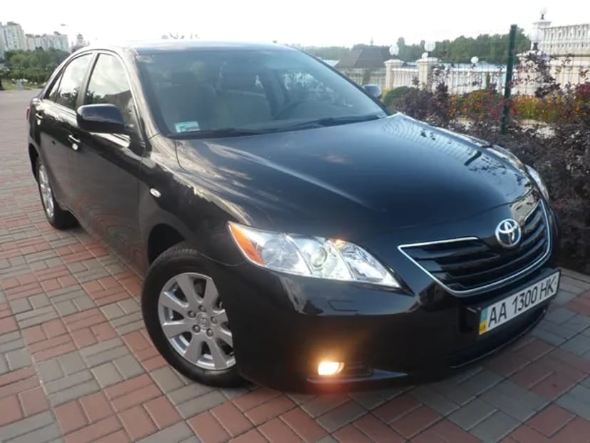 157 Toyota Camry black авто на весілля