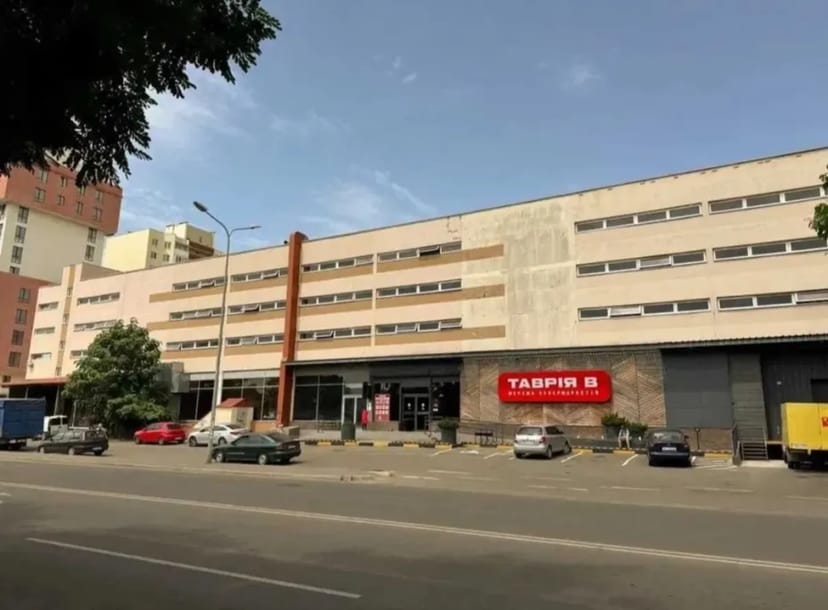 Паркомісце в Папашоні: зручний заїзд