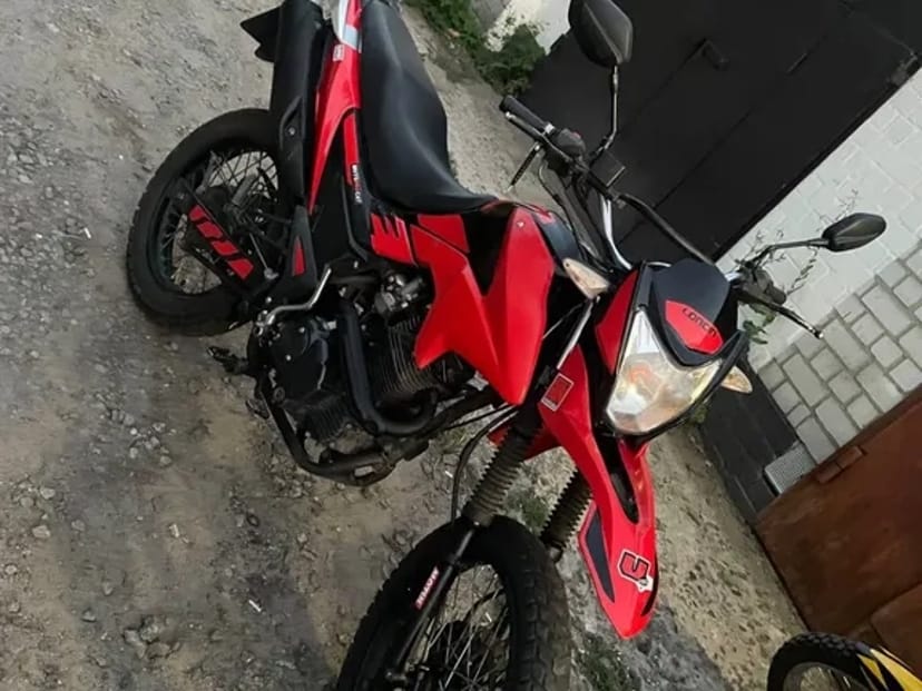 Мотоцикл: Loncin pruss 200 , якість та надійність