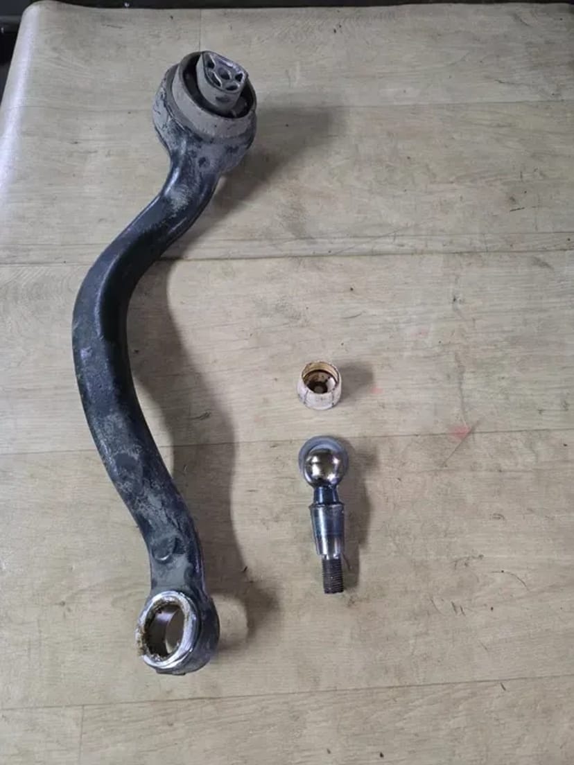 Реставрація рулевих накінечників, шарових опор та ричагів Повідомлення