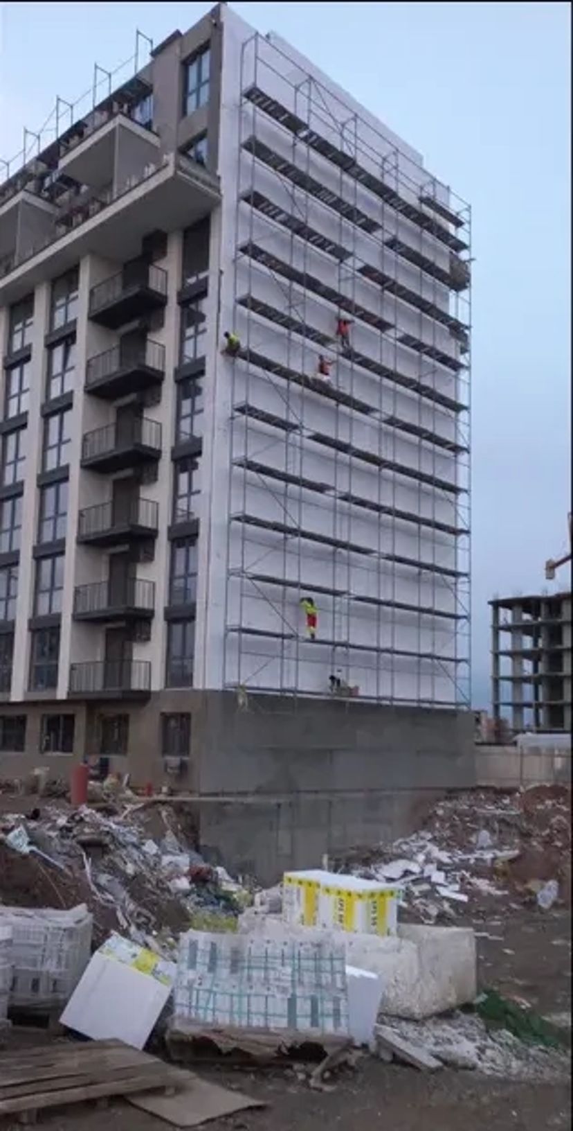 Надійні риштування для безпечних будівельних робіт