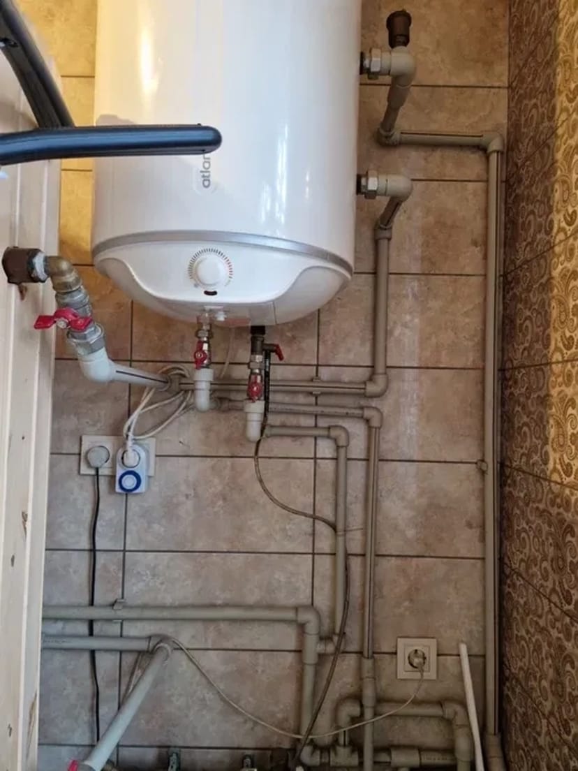 Сантехнік, встановлення, чищення та ремонт бойлерів