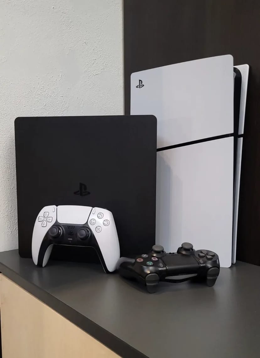 Playstation 4, PS5